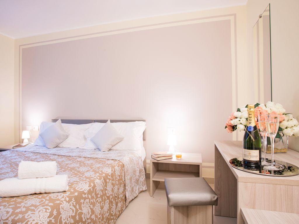 Ossuccio Grande C Home With Pool Sleeps 12 By Italian Apartments Como Ngoại thất bức ảnh