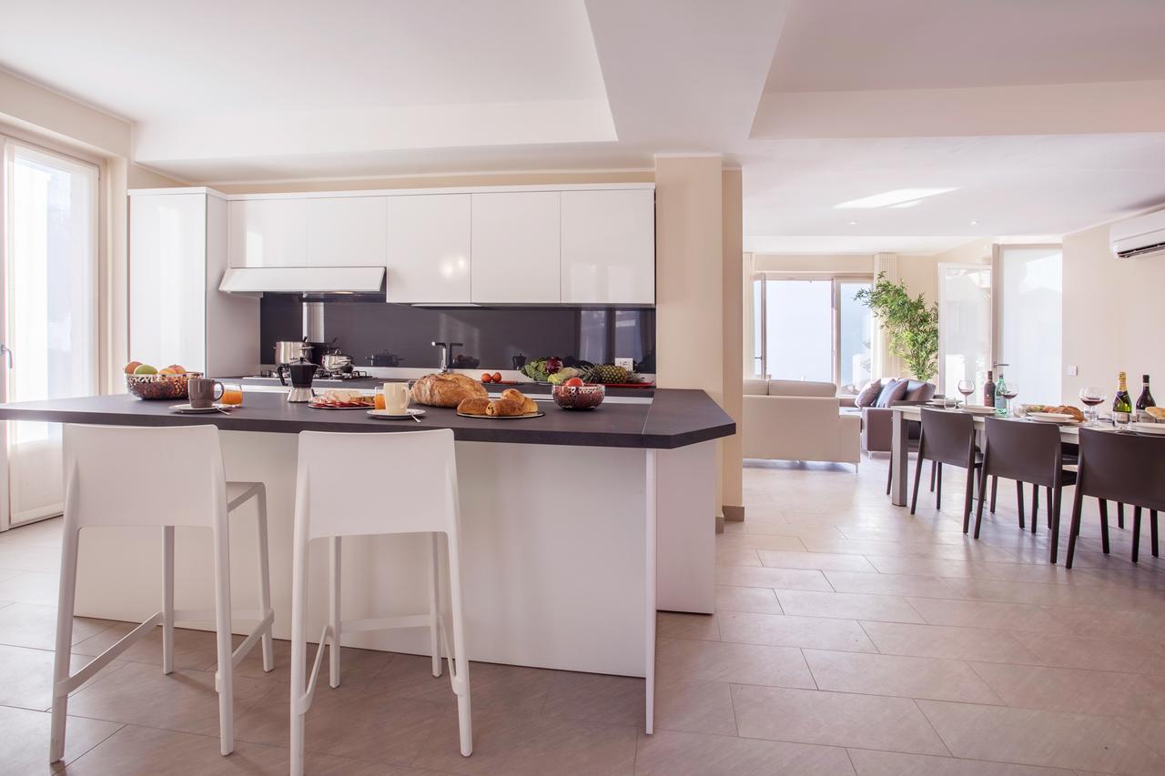 Ossuccio Grande C Home With Pool Sleeps 12 By Italian Apartments Como Ngoại thất bức ảnh