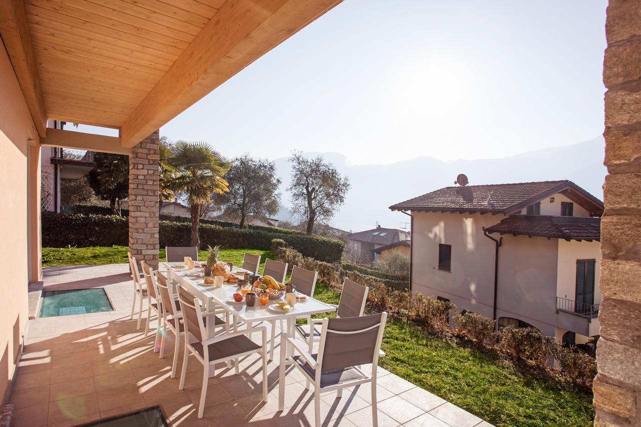 Ossuccio Grande C Home With Pool Sleeps 12 By Italian Apartments Como Ngoại thất bức ảnh